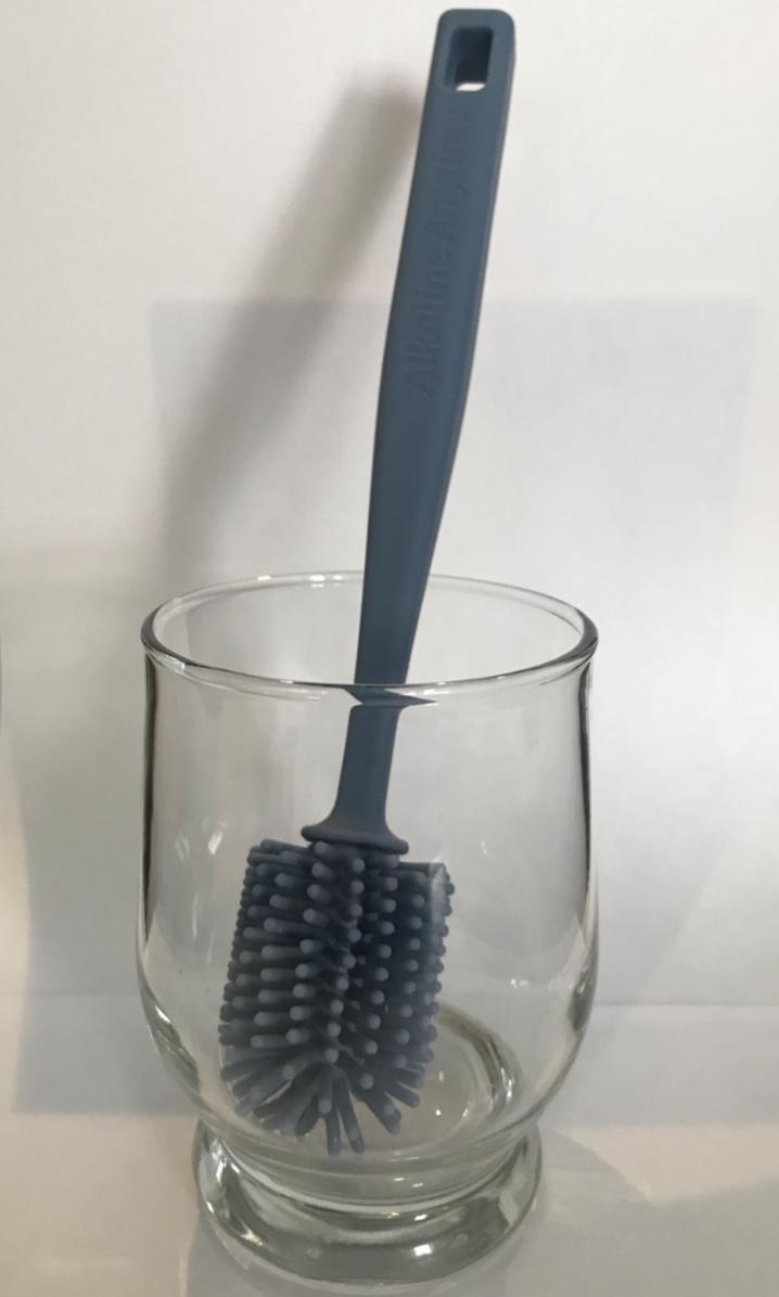 Brosse à biberon alcaline à tout moment en silicone 21,6 cm, poignée suspendue, acier renforcé, idéale pour les biberons, flacons, verrerie, parfaite pour les petites bouteilles.